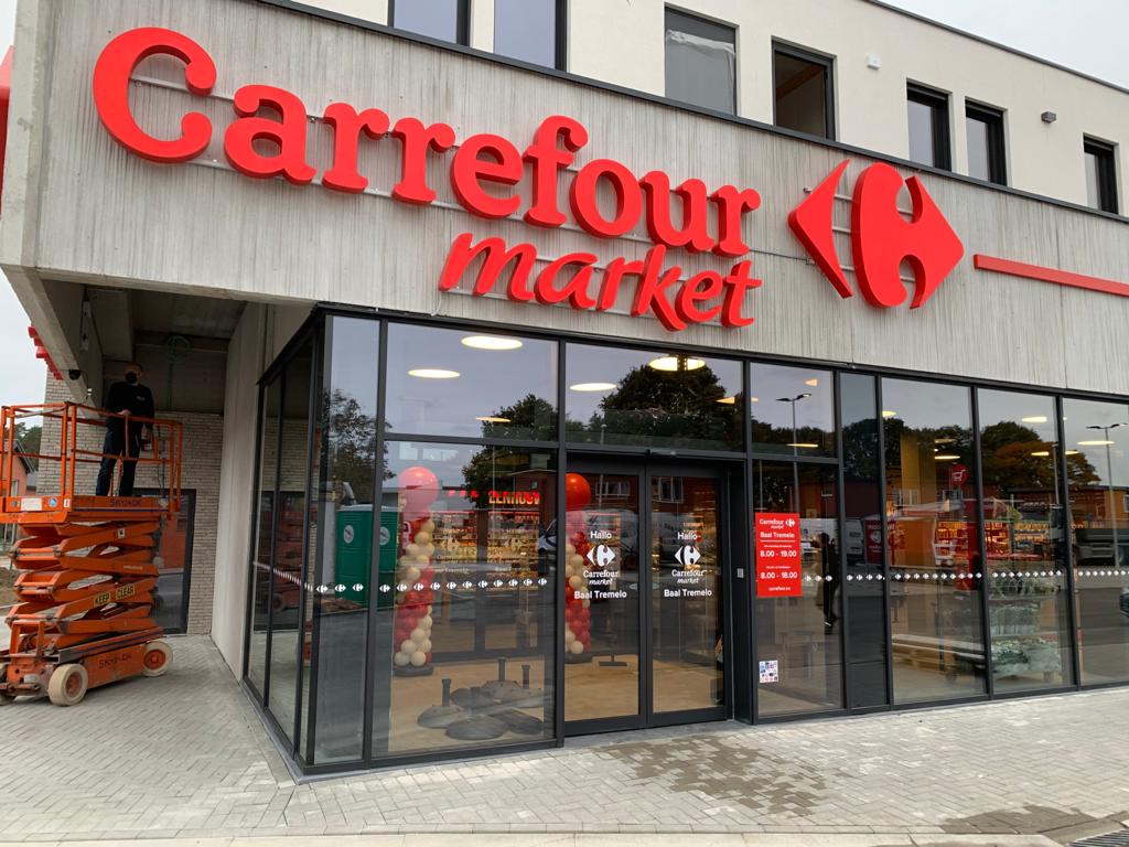 Leren van experten en praktijkervaring opdoen.